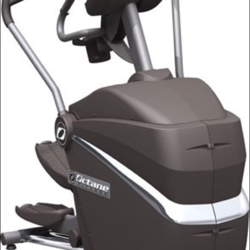PROFESSIONAL Elliptical - Picture 5 of 5